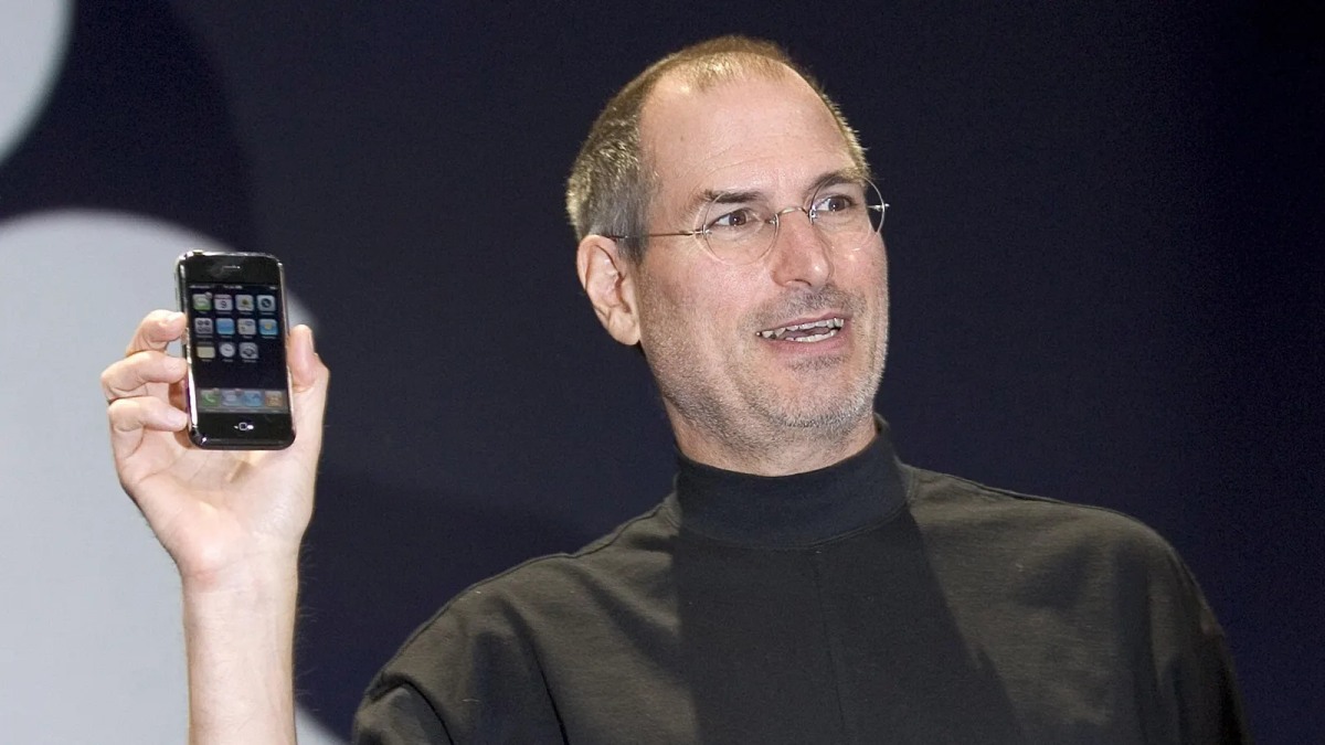 Steve Jobs có vai trò trong việc định hình chiếc iPhone