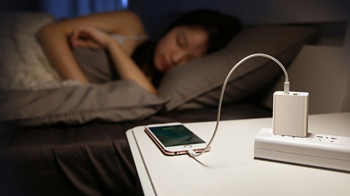 Không sạc pin qua đêm để tránh nổ điện thoại