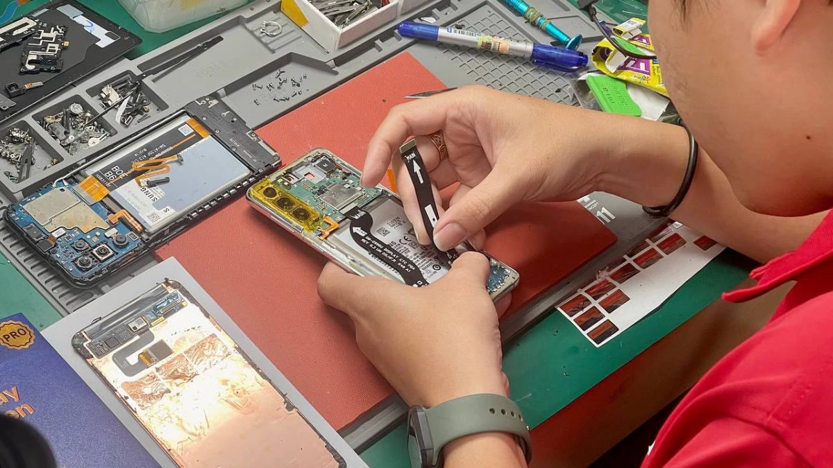 Mang đến trung tâm sửa chữa uy tín khi OPPO không lên nguồn 