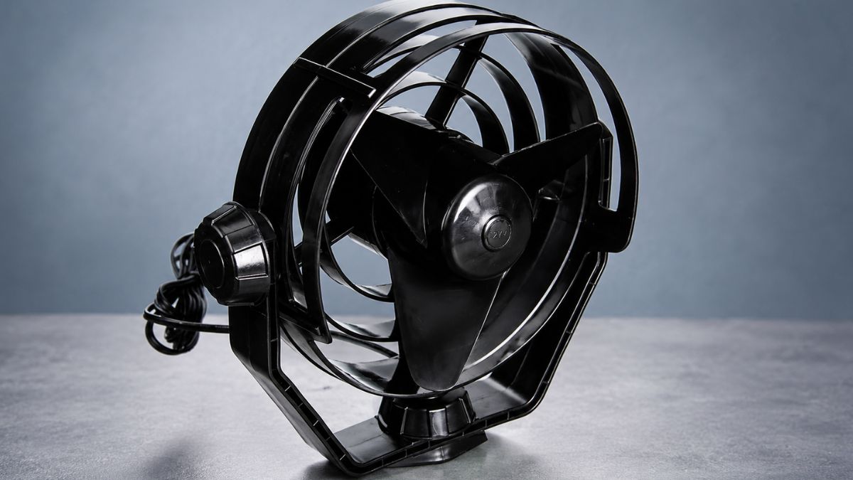 Quạt tuần hoàn không khí HELLA 8EV 003 361-001 hiện đại