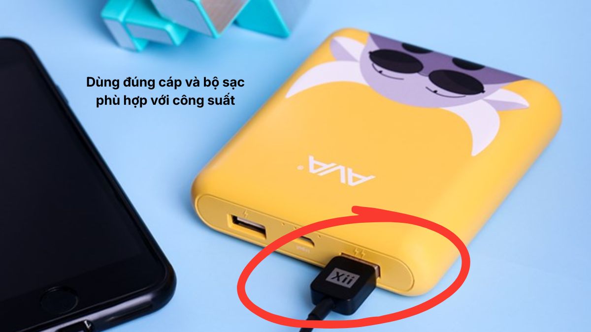 Hướng dẫn sử dụng và bảo quản sạc dự phòng an toàn - bước 1