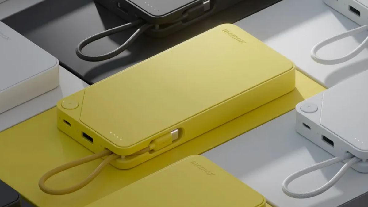 Sạc dự phòng màu vàng Momax 1-Power S.Pass² 10000mAh