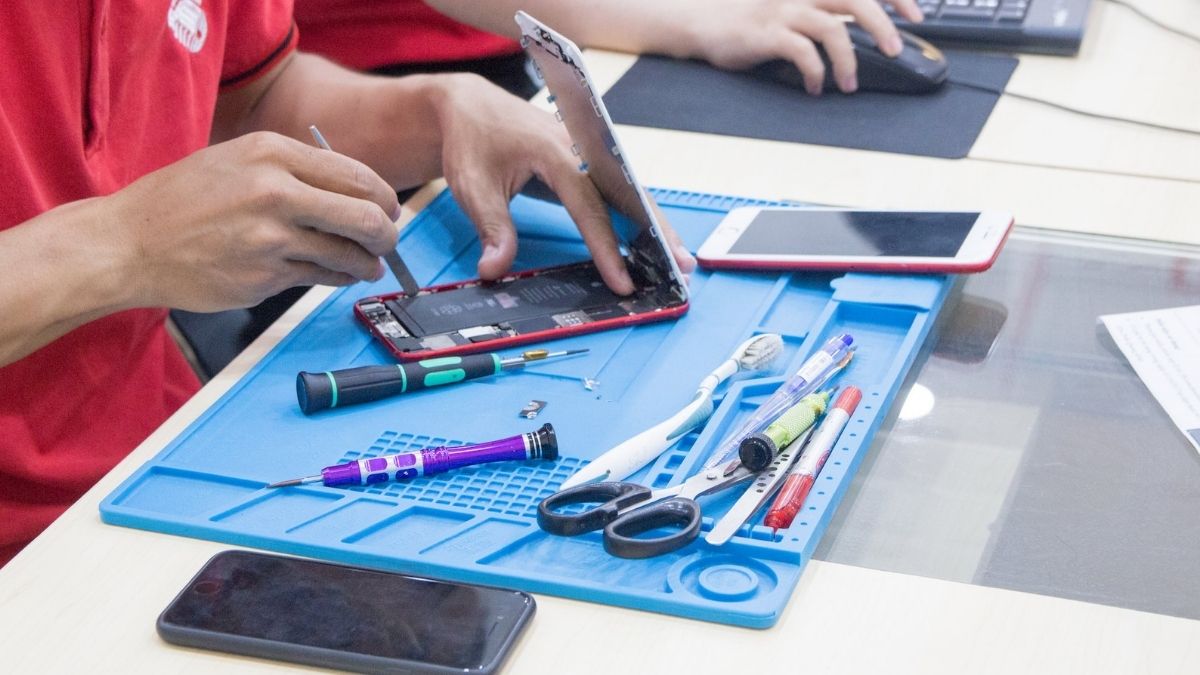 Địa chỉ thay pin EU và pin Pisen chính hãng, uy tín nhất