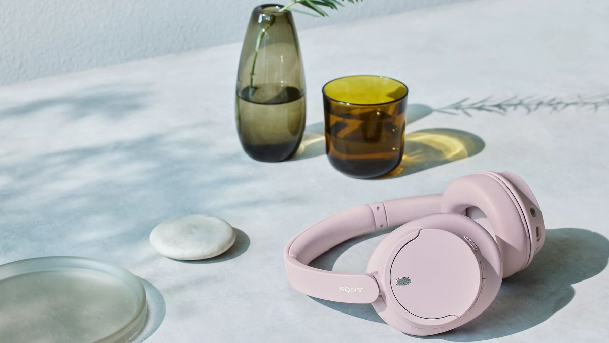Tai nghe Bluetooth màu hồng chụp tai Sony WH-CH720N