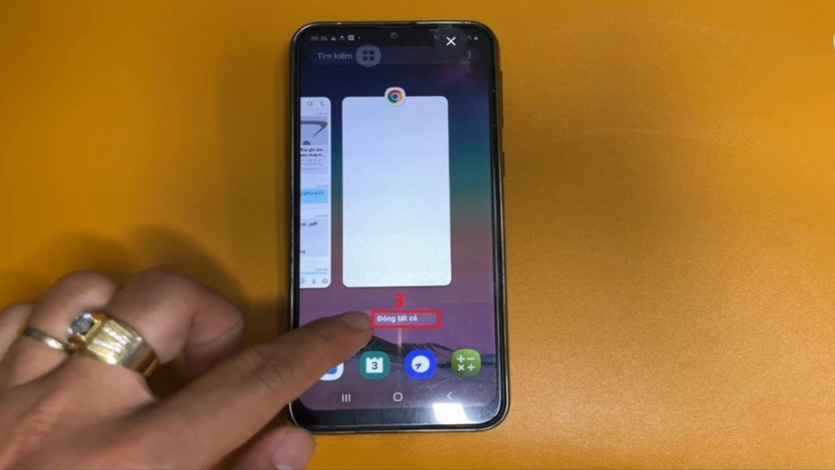 Cách tắt ứng dụng chạy ngầm trên Samsung  bằng sửa sổ đa nhiệm - bước 3