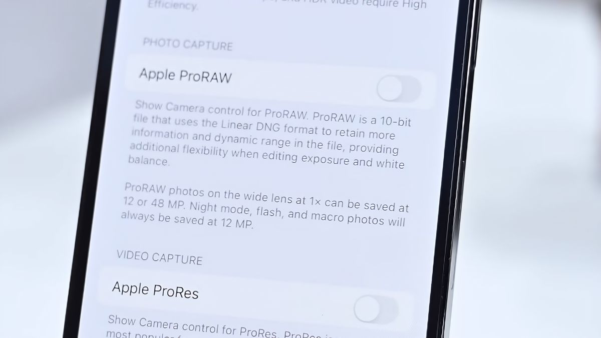 Tùy chỉnh độ phân giải cho camera chính trên iPhone 14 Pro Max