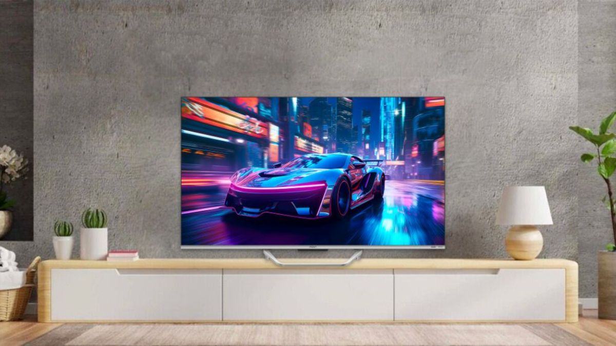Google Tivi AQUA QLED 4K 43 inch 2024 AQT43S800UX với màn hình sáng ấn tượng
