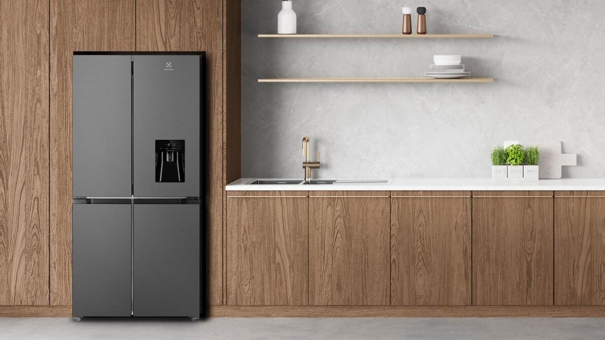 Tủ lạnh làm đá tự động Electrolux Inverter 524L EHE5267SB