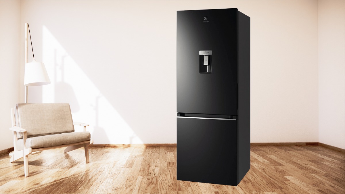 Tủ lạnh làm đá tự động Electrolux Inverter 308L EBB3462K-H