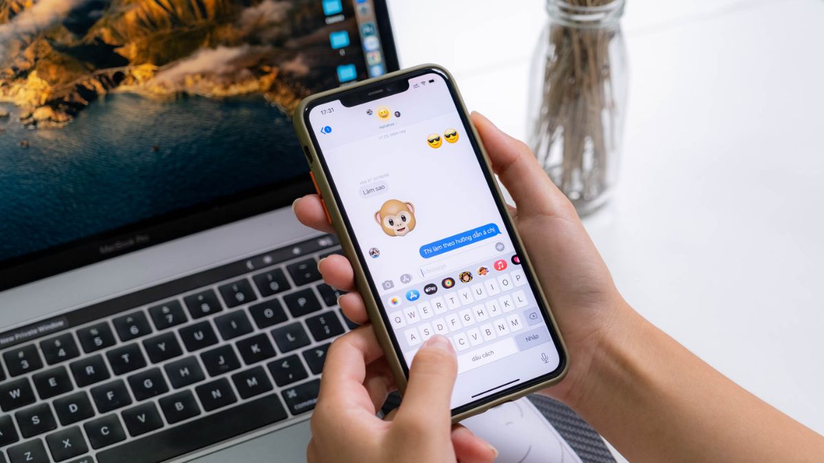 Thời điểm cần xóa nhãn dán iMessage