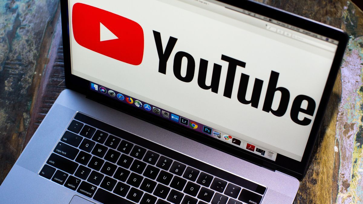 Cách bật phụ đề trên YouTube trên máy tính - bước 1