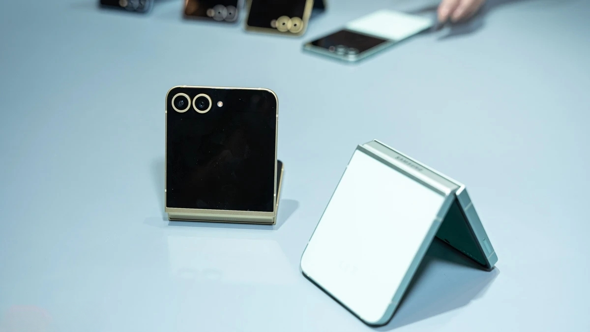 Đánh giá Samsung Galaxy Z Flip 7 về nhược điểm