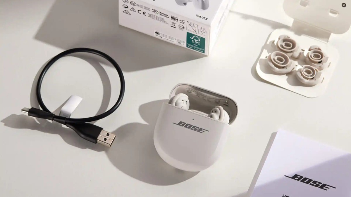 Đánh giá tai nghe Bose QuietComfort Ultra 2: Đỉnh cao chống ồn, nâng cấp tinh tế cho kẻ dẫn đầu