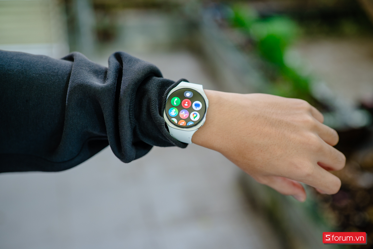 Đánh giá Galaxy Watch8 về màn hình
