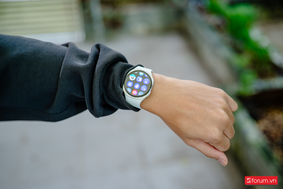 Đánh giá Galaxy Watch8 về giao diện phần mềm