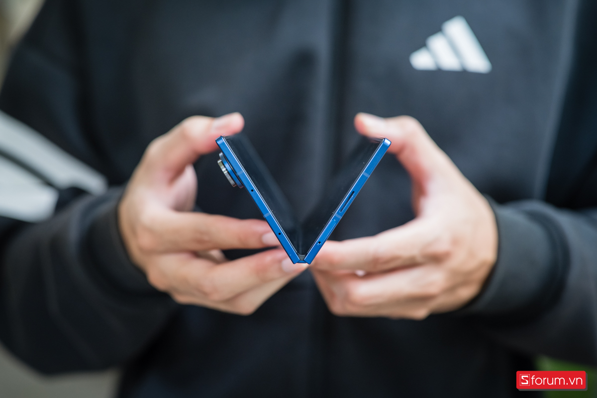 Đánh giá Galaxy Z Fold 7 về thiết kế