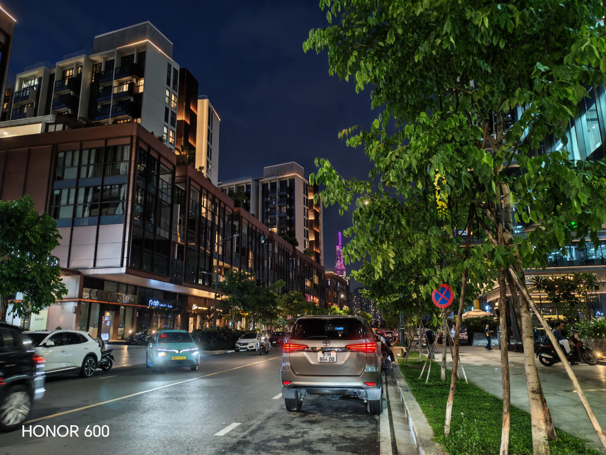 Đánh giá Honor 600 về camera: điều kiện thiếu sáng ảnh xử lý tốt nhưng vẫn còn khá nhiễu