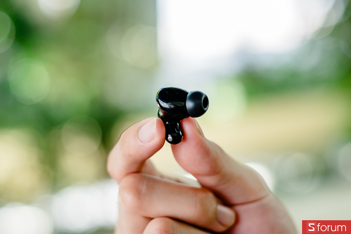 Đánh giá Huawei Freebuds Neo về thiết kế: nhỏ gọn, dễ đeo và thoải mái