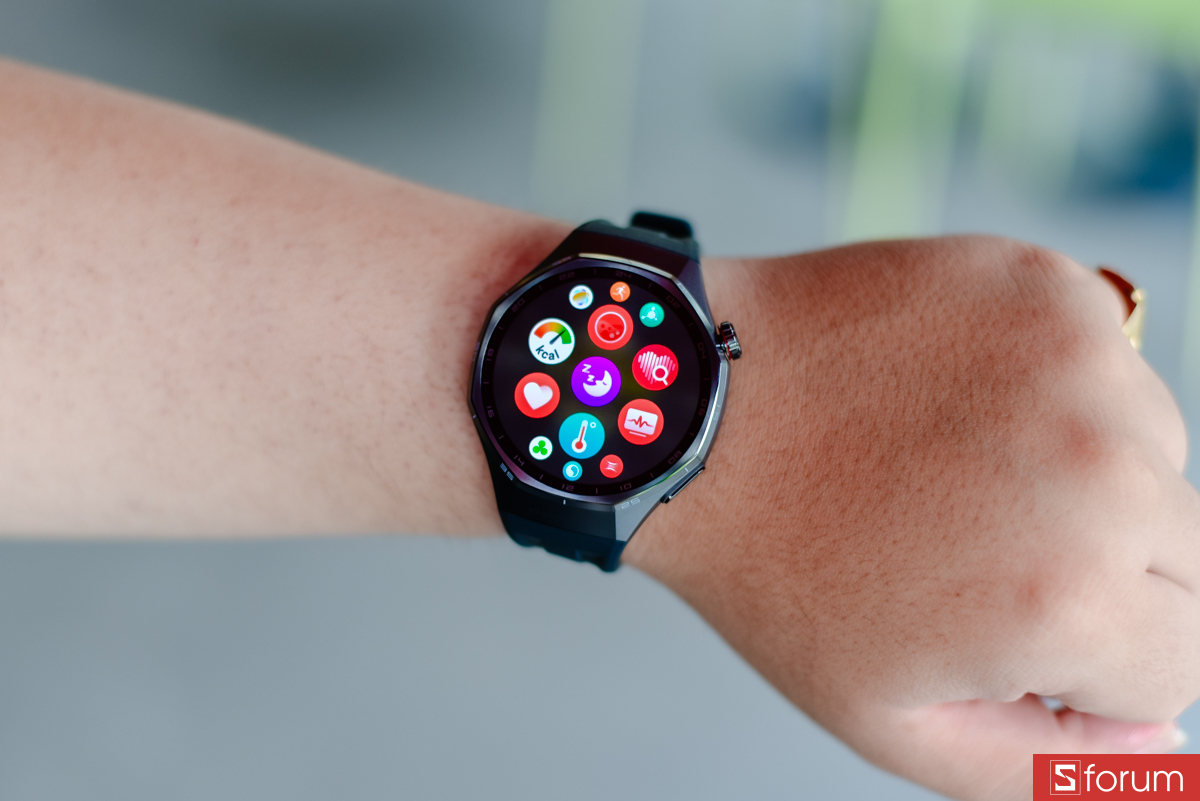 Huawei GT 6 Pro đạt độ sáng tối đa lên tới 3000 nits