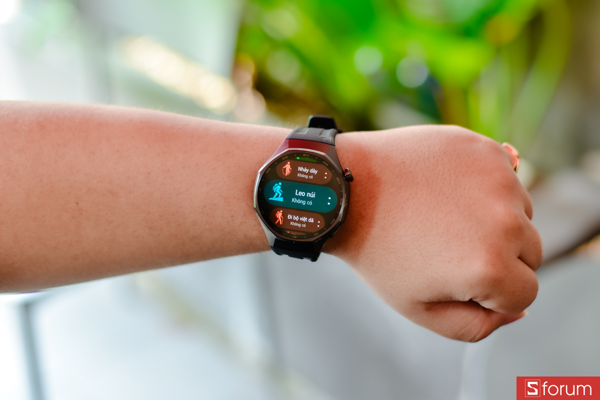 Công nghệ Sunflower Positioning 2.0 là điểm nâng cấp khi mình đánh giá Huawei Watch GT 6 Pro