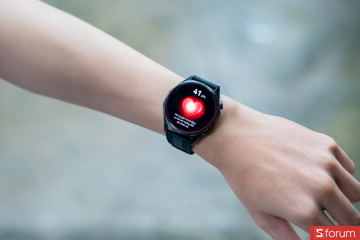 Đánh giá Huawei Watch GT7 46mm: Theo dõi sức khỏe toàn diện
