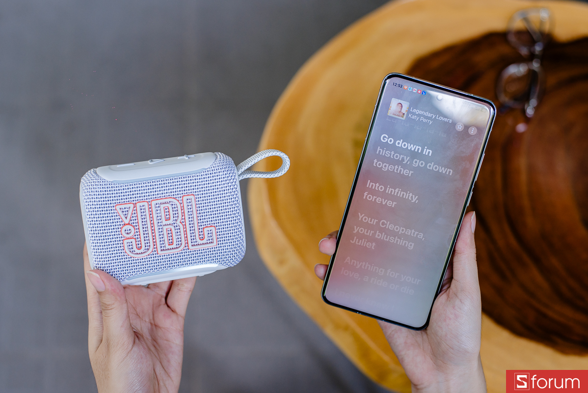 Đánh giá JBL Go 5: JBL Go 5 cho giọng hát rõ và dễ nghe