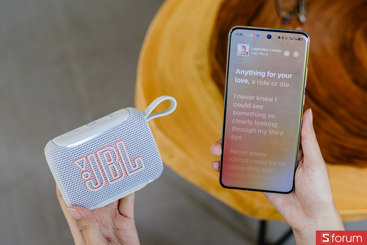 Đánh giá JBL Go 5: JBL Go 5 cho giọng hát rõ và dễ nghe
