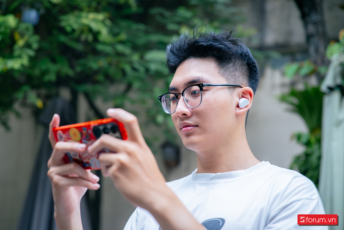 Hiệu quả chống ồn trên JBL Tune Buds 2 không hoàn toàn đồng đều