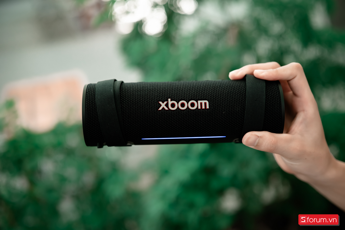 Đánh giá LG xboom Grab về thiết kế