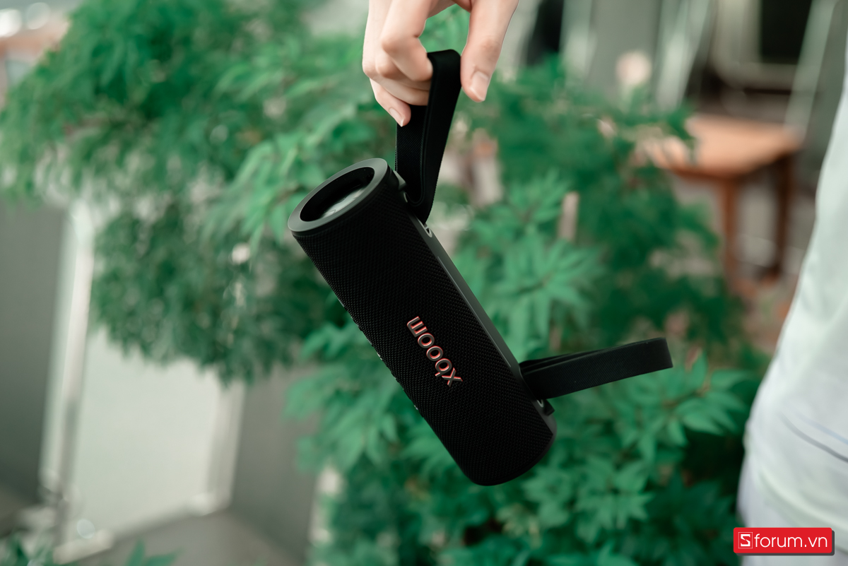Hệ thống dây đeo tích hợp chính là điểm khiến xboom Grab trở nên đặc biệt