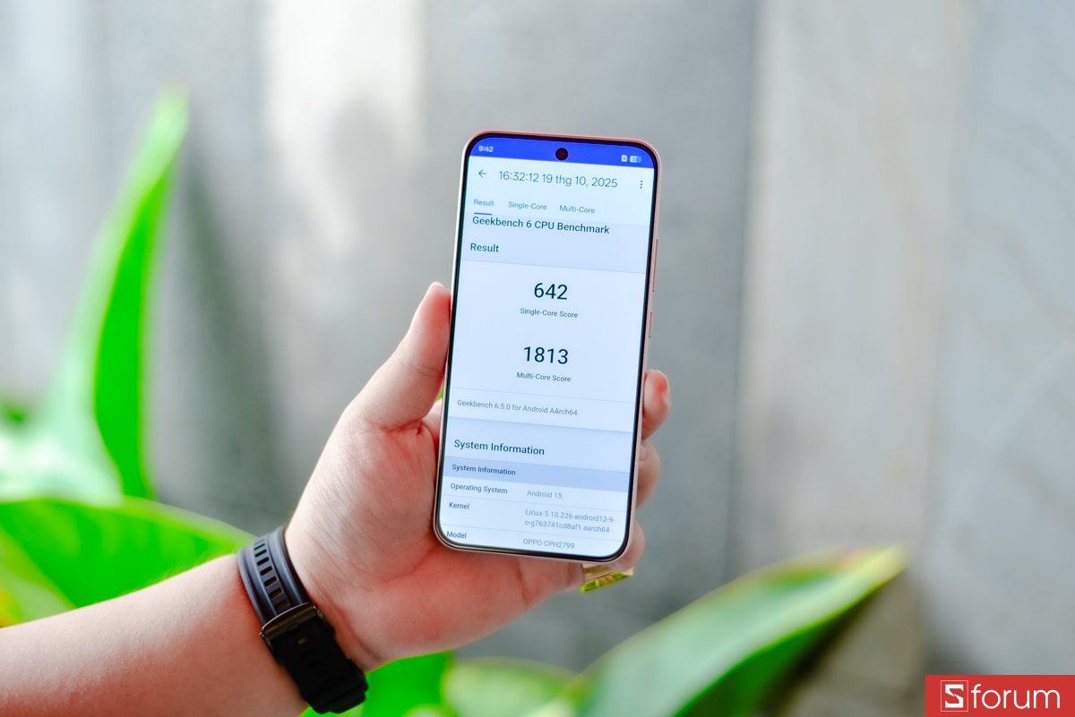 OPPO A6 Pro đạt 642 điểm đơn nhân và 1813 điểm đa nhân trên Geekbench 6
