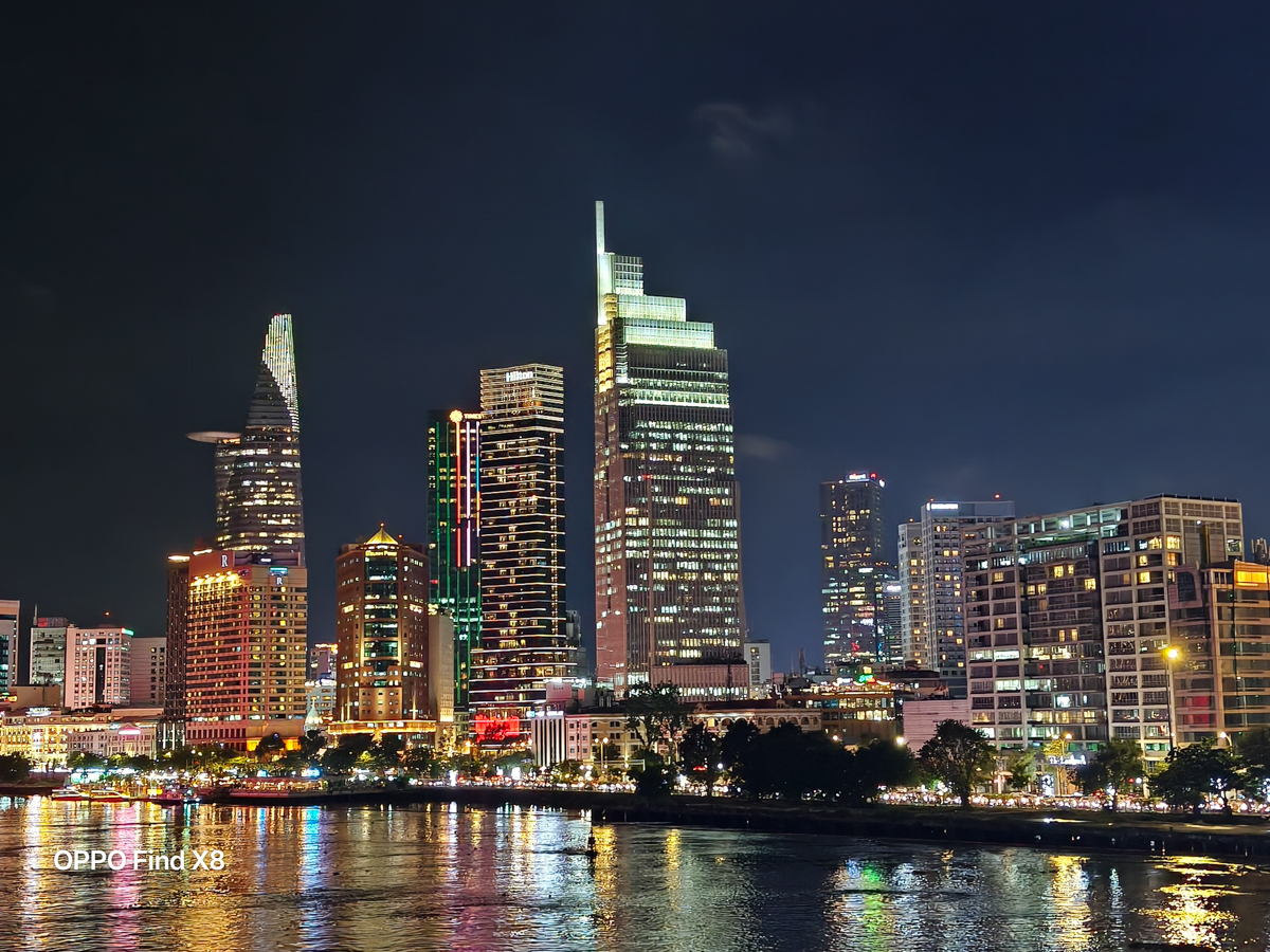 Trong điều kiện thiếu sáng, Find X8 vẫn chụp được những bức hình với chất lượng