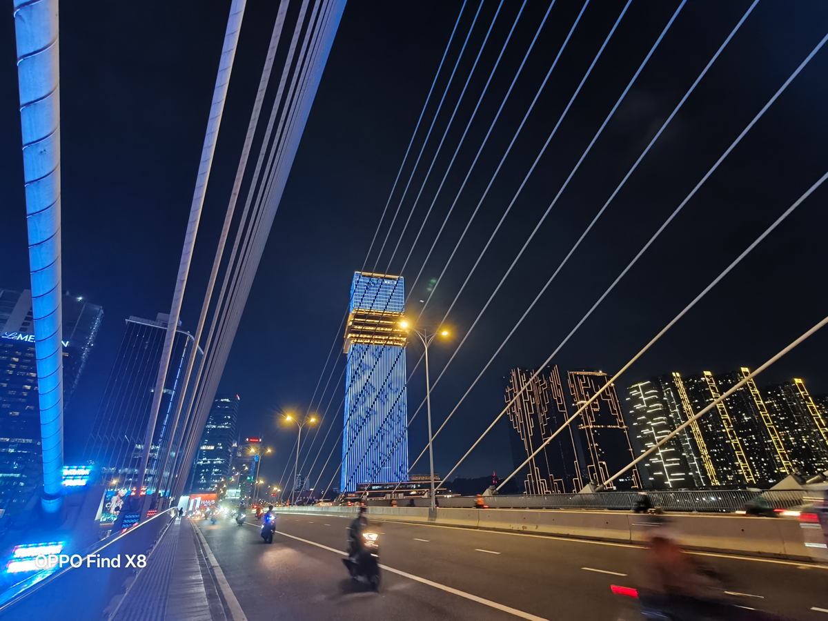 Trong điều kiện thiếu sáng, Find X8 vẫn chụp được những bức hình với chất lượng