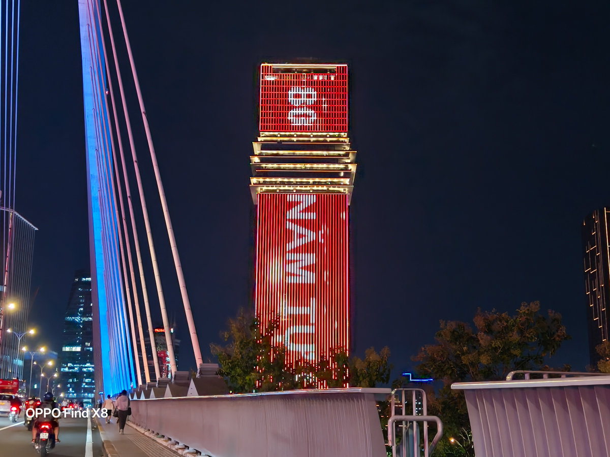 Trong điều kiện thiếu sáng, Find X8 vẫn chụp được những bức hình với chất lượng