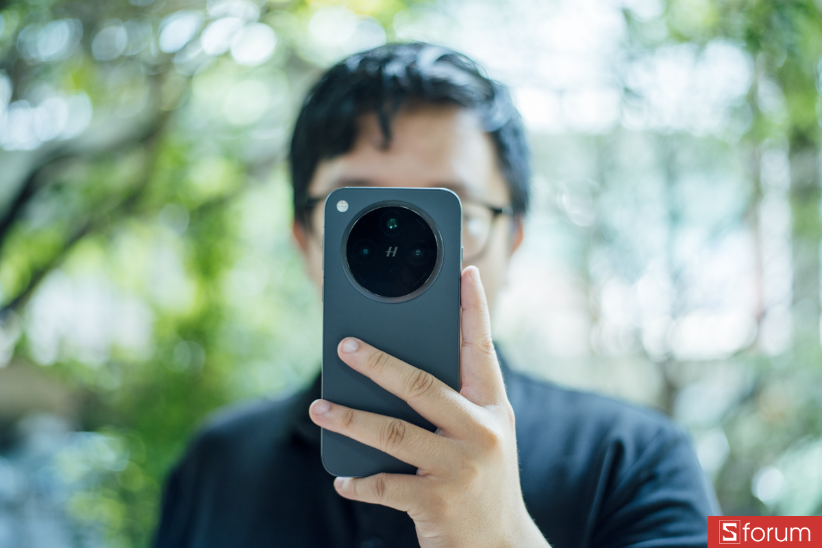 Chi tiết đánh giá OPPO Find X8 ở năm 2025