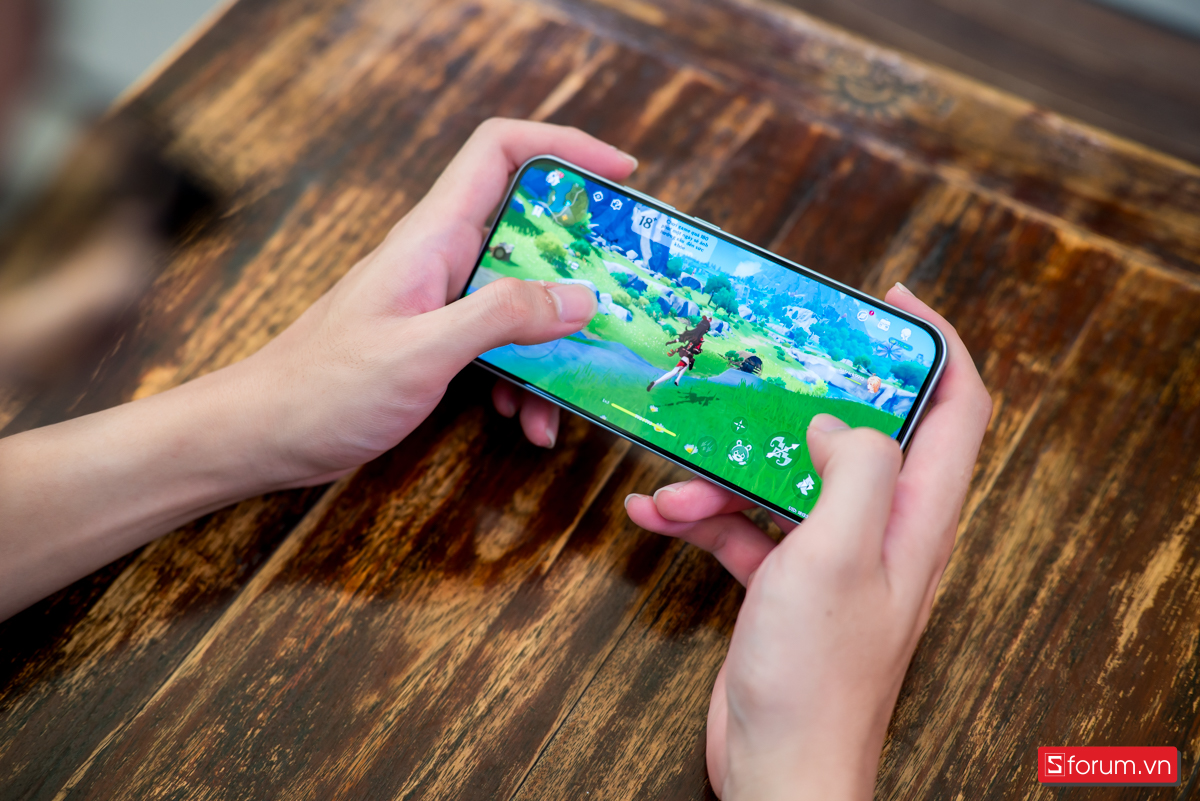 Khi chơi Genshin Impact ở thiết lập đồ họa Cao, máy vẫn chạy được với 30fps tương đối ổn định