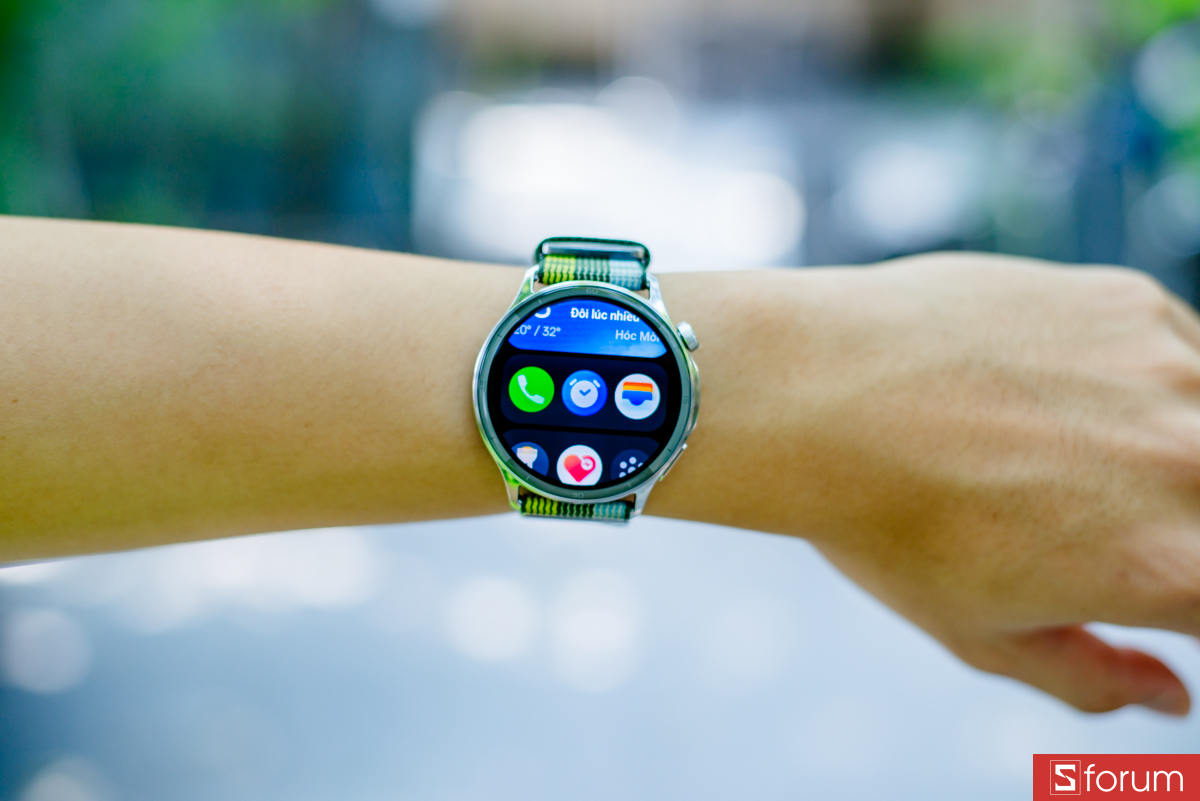 Đánh giá OPPO Watch về hiện điều hành, ColorOS Watch được OPPO tối ưu riêng với giao diện trực quan, sinh động