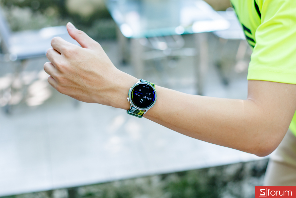 Đánh giá OPPO Watch S về thời lượng pin, thời gian sử dụng ấn tượng