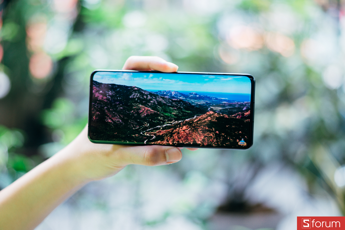 Đánh giá OnePlus 11 trong năm 2025 về màn hình, chất lượng thuộc top đầu hiện nay