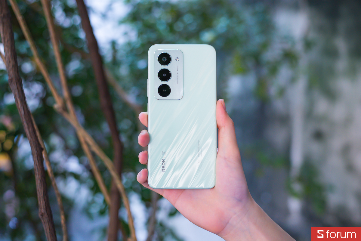 Đánh giá Redmi 15 5G về thiết kế