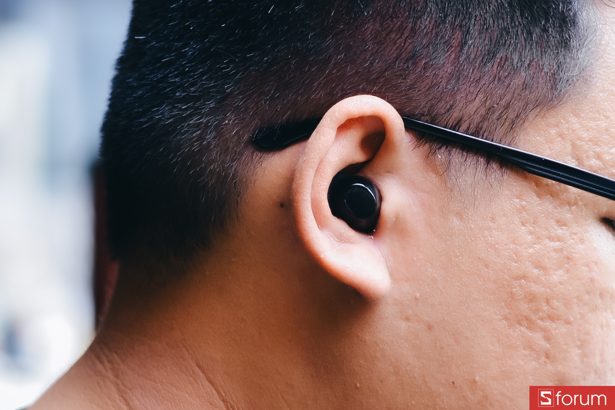 Về cảm giác đeo, mình khá hài lòng với Galaxy Buds Core