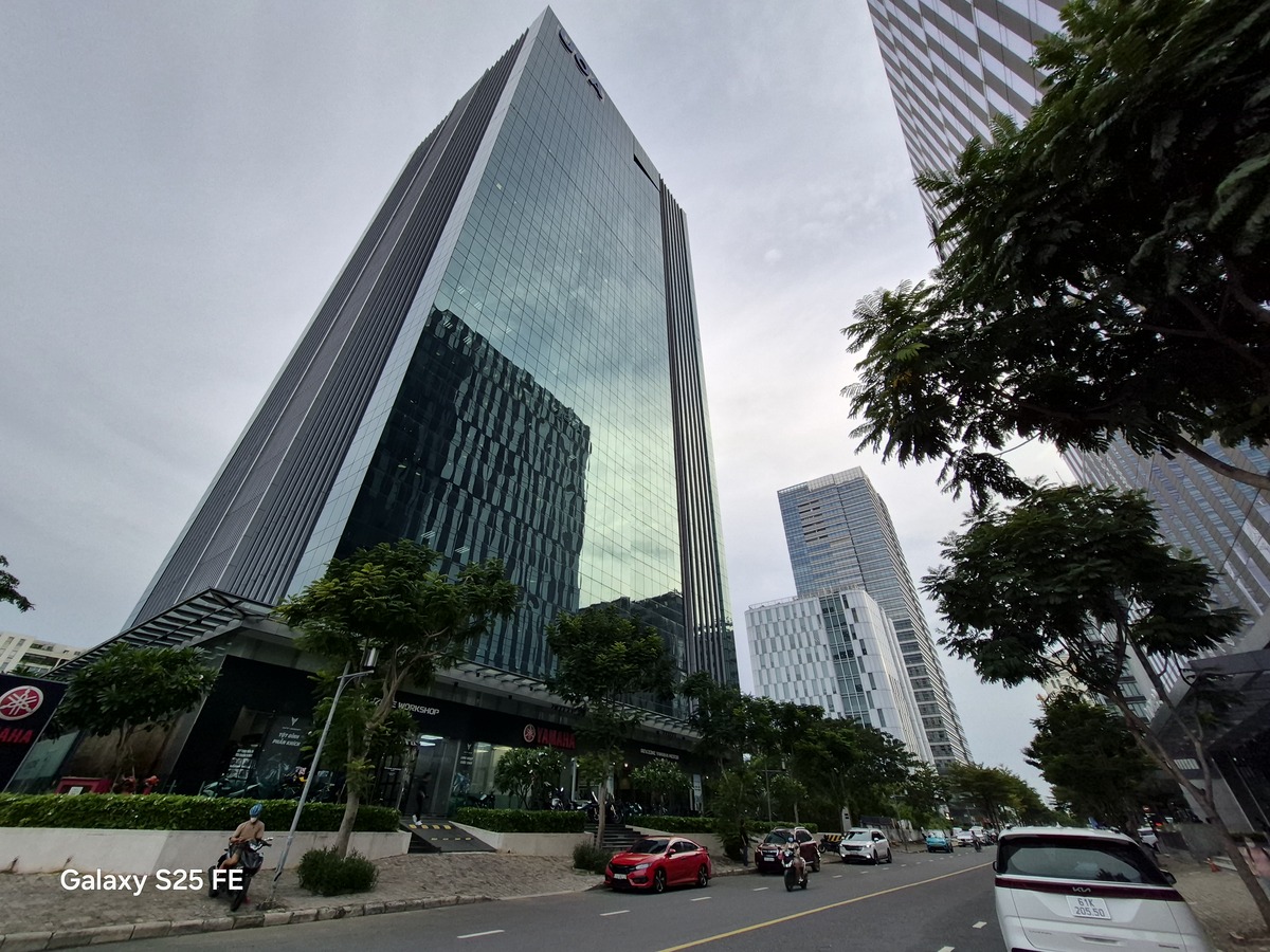 Đánh giá Samsung Galaxy S25 FE về camera