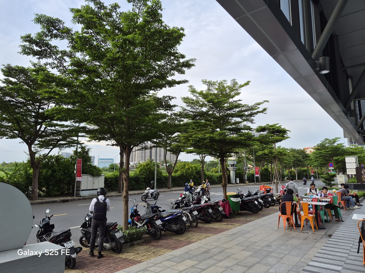 Đánh giá Samsung Galaxy S25 FE về camera