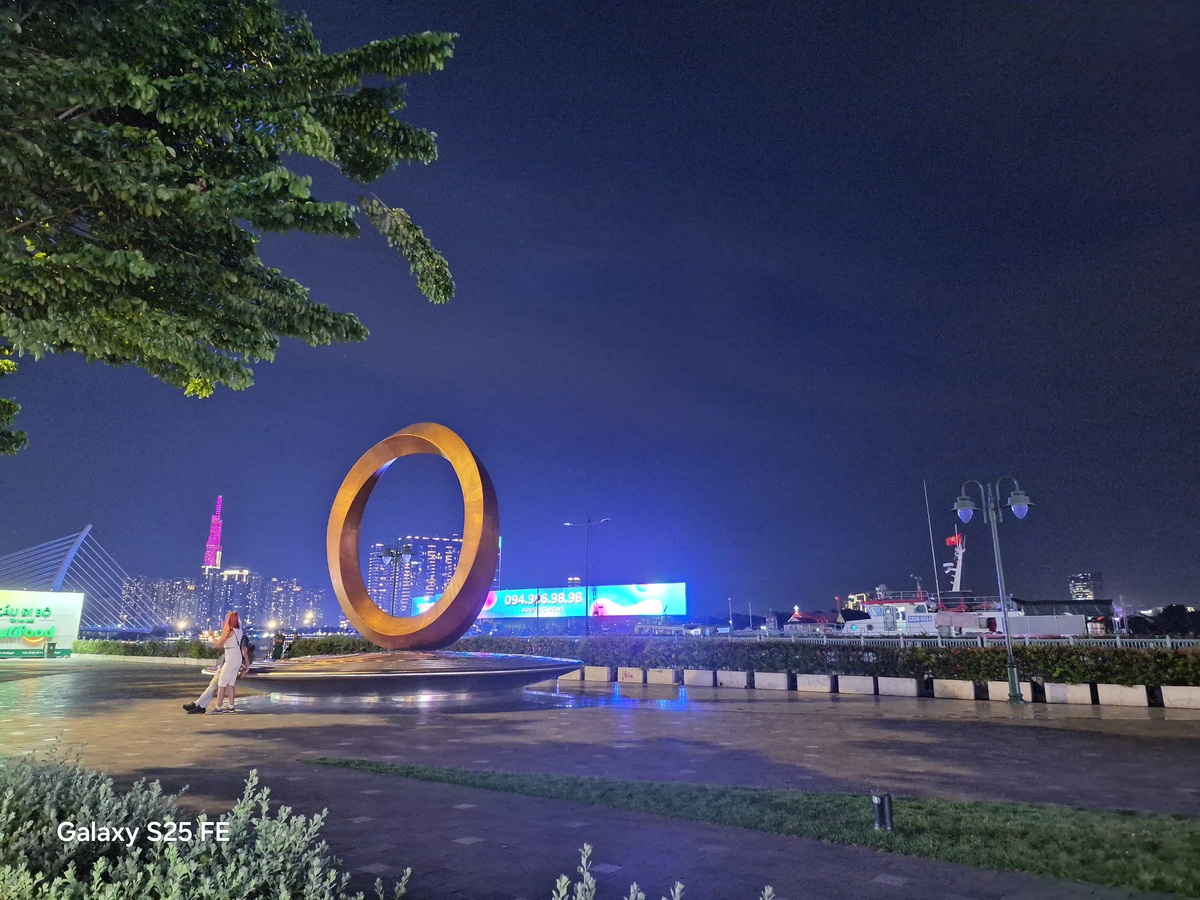 Đánh giá Samsung Galaxy S25 FE về camera