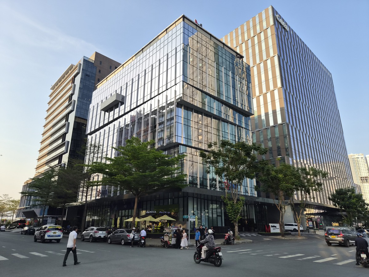 Trong điều kiện đủ sáng, ảnh chụp từ camera chính cực kỳ xuất sắc