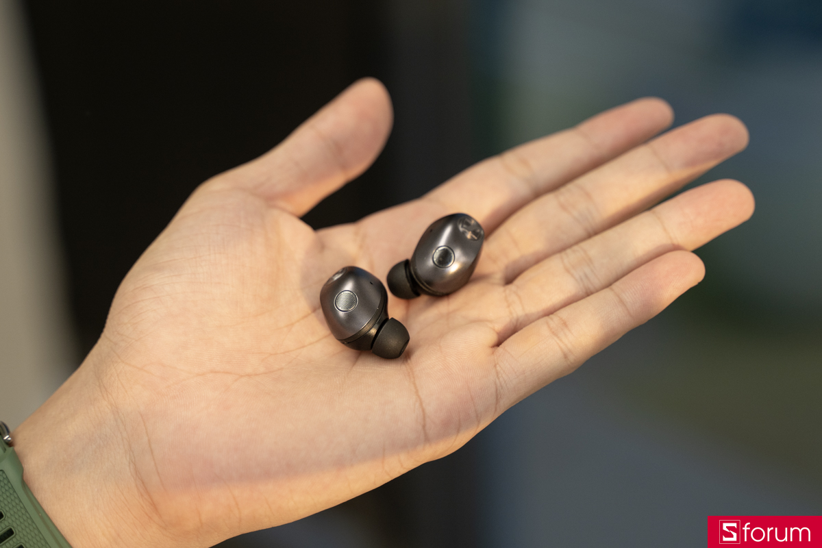 Trên tay Sennheiser MOMENTUM True Wireless 5: Thiết kế mới