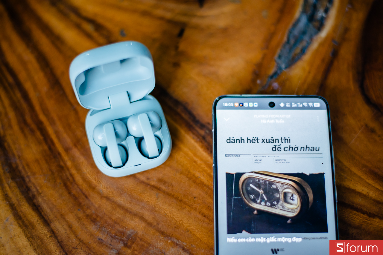 Màu sắc của LinkBuds Clip rất chill