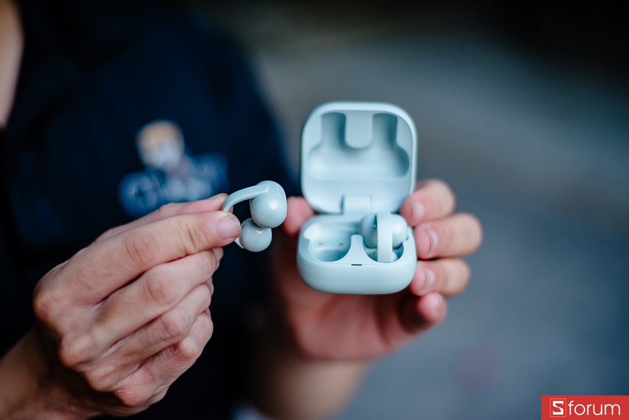 Đánh giá Sony LinkBuds Clip: Phần nắp mở chưa thực sự đã tay