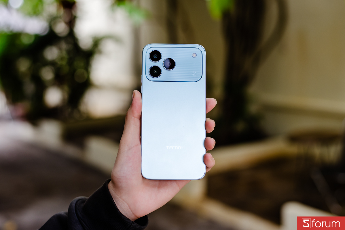 Đánh giá Tecno Spark 50 về thiết kế