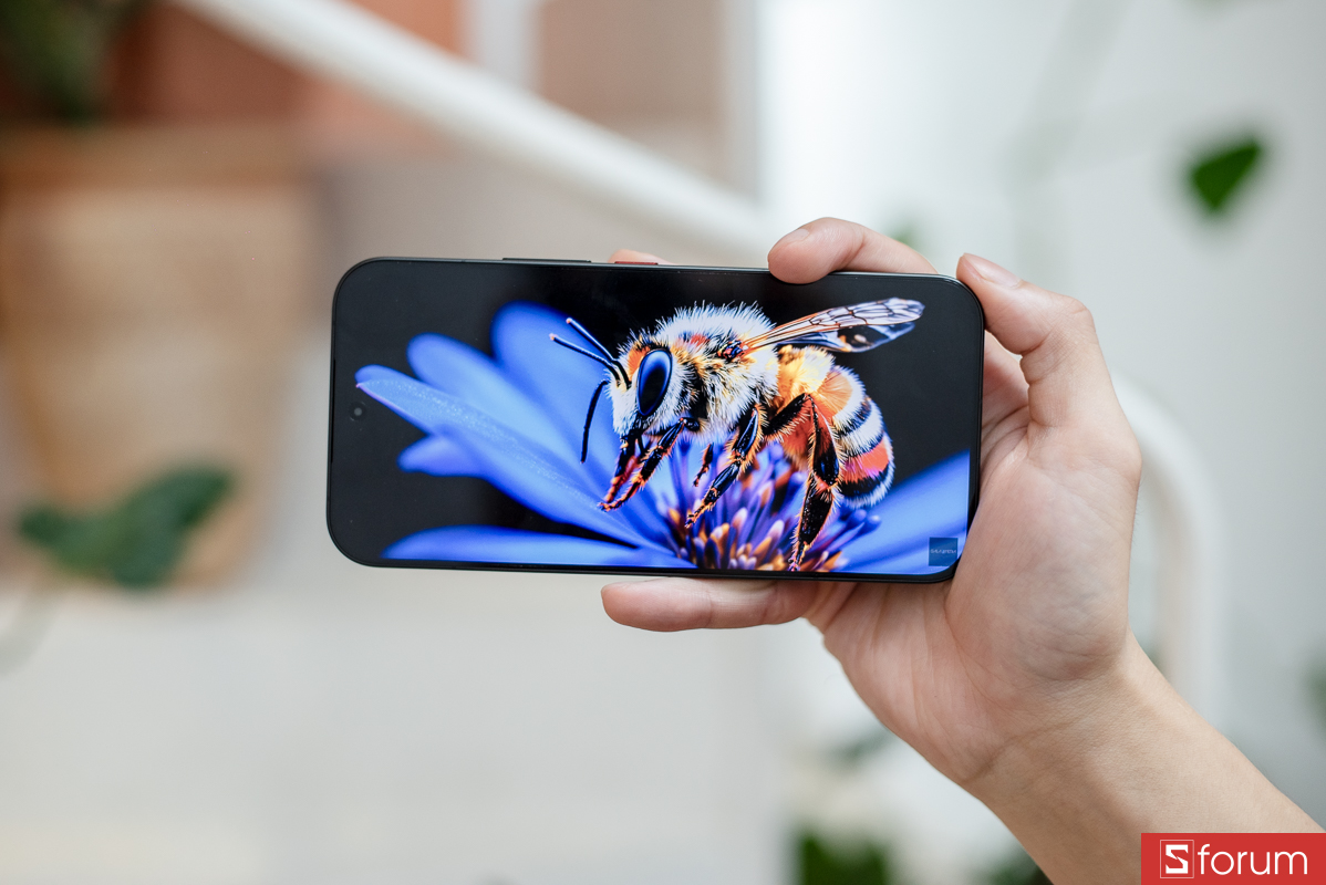 Đánh giá Xiaomi POCO F9 Ultra về màn hình